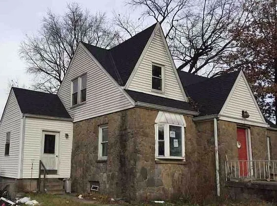 308 Probasco St photo 1