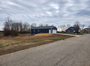 11858 Ridgeview Dr, Plymouth, IN 46563