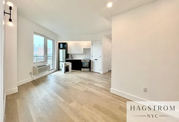 Rented by Hagstrom Management Inc | media 18