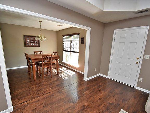 5th image of 91 Cape Fox Cir