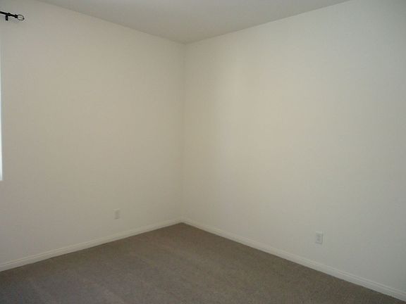5th image of 7619 W Mistral Ave