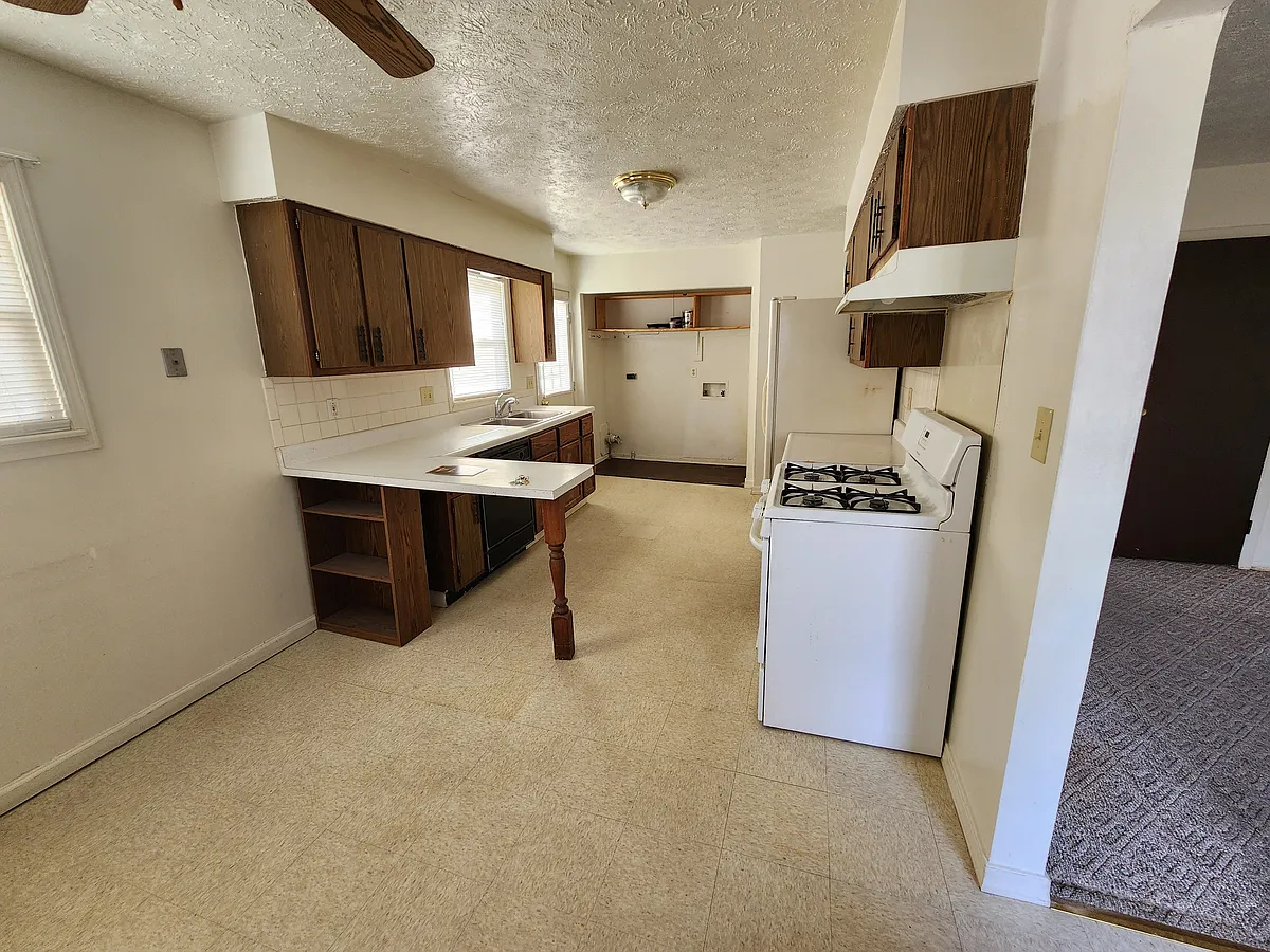 Building Photo - 1414 Candlelite Dr