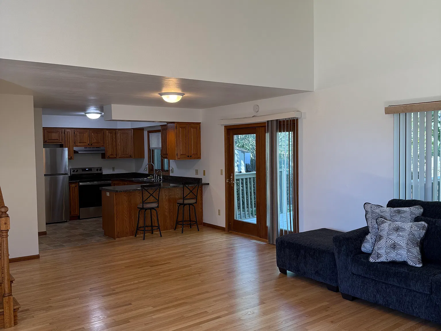3 bed, 1.5 bath, $1,950 — Photo 4