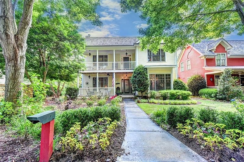 1st image of 20 Parkside Aly
