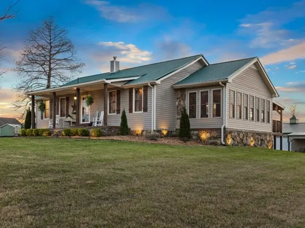 3130 New Hall Rd, Greenbrier, TN 37073