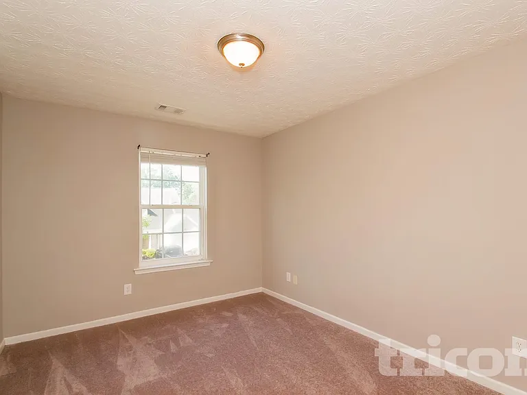 130 Silver Fox Trl — Photo 13