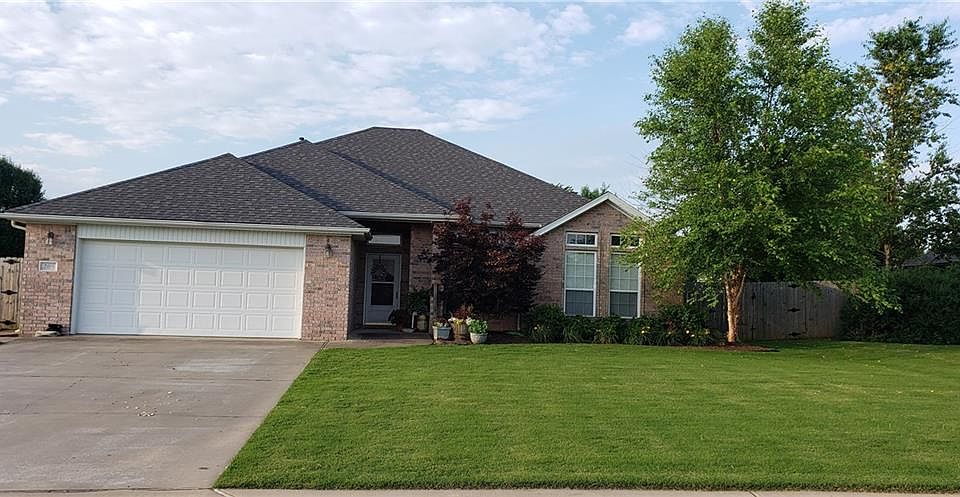 1st image of 209 W Pine Meadow Dr