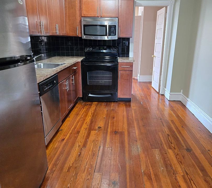1st image of 1424 Chew St APT 2