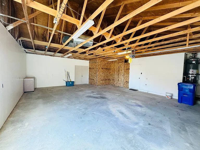58155 Carlyle Dr — Photo 30