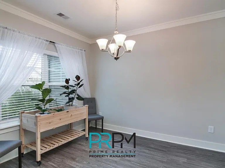 826 Stonebriar St #1 — Photo 3