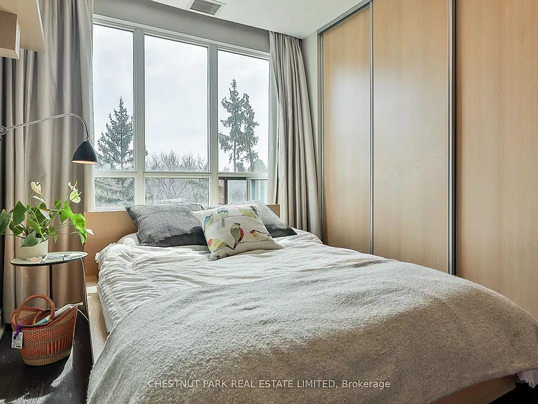 319 Merton St #514 — Photo 17
