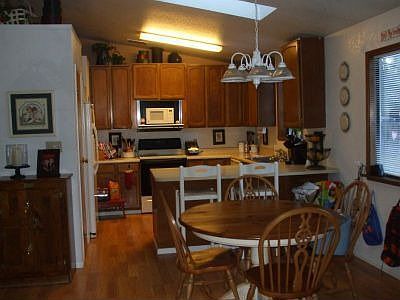 Family style kitchen