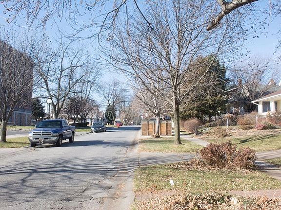 4th image of 5012 Capitol Ave