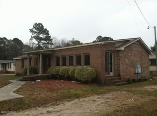 220 Crockett Ave, New Bern, NC 28560