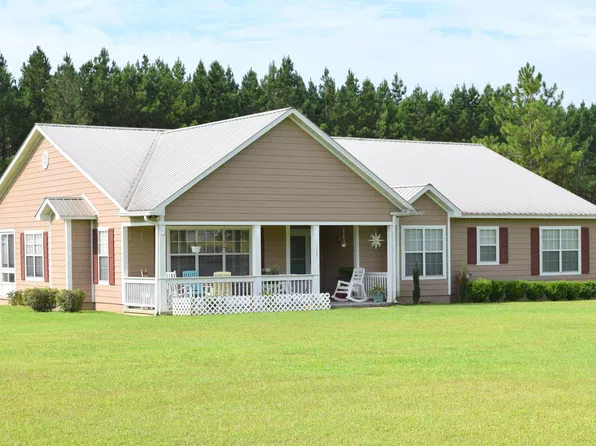 1327 Old Church Rd, Chipley, FL 32428