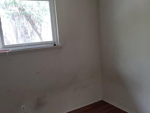 4th image of 3568 Agate Dr