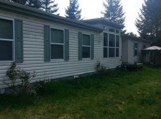 10 E Green Bluff Ct, Belfair, WA 98528