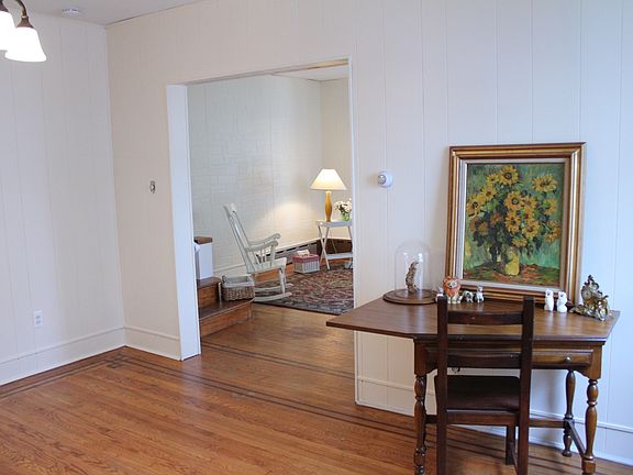 3rd image of 7415 Rockwell Ave