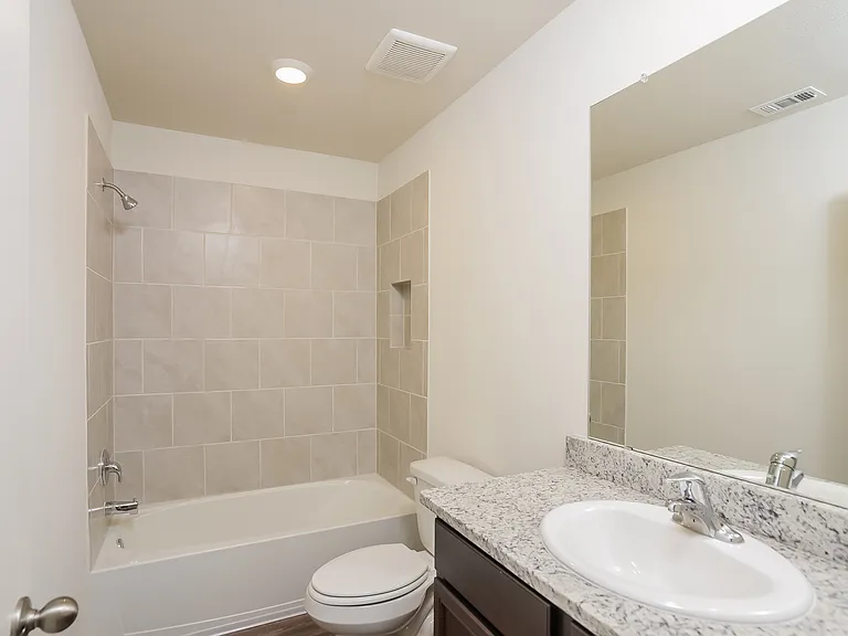11927 Lake Parker — Photo 14