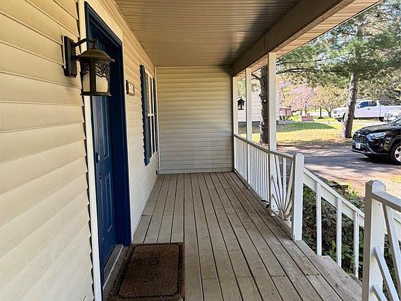 3rd image of 708 Stigney Street