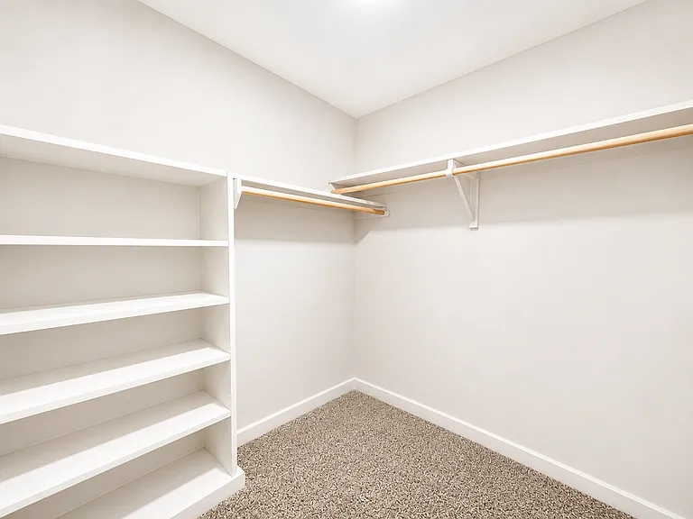 5700 Madelyn Dr — Photo 22