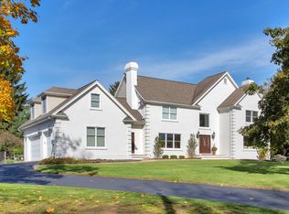 16 Ann St, Colts Neck, NJ 07722