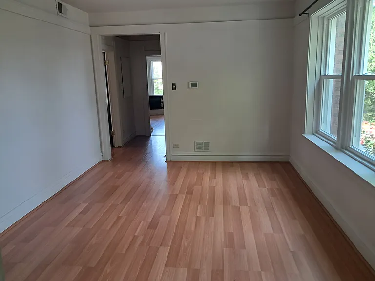 3057 N Sawyer Ave #2 — Photo 8
