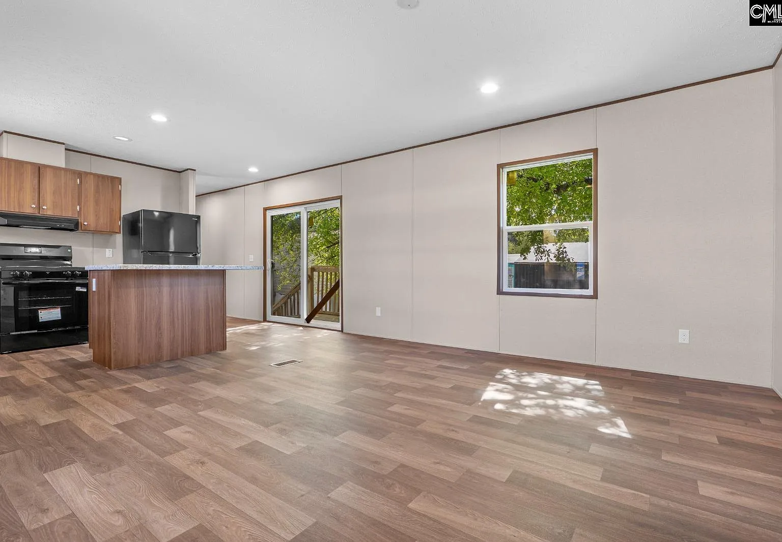 3 bed, 1216 sqft, $1,200 — Photo 4