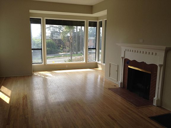 5th image of 4121 E Livingston Dr