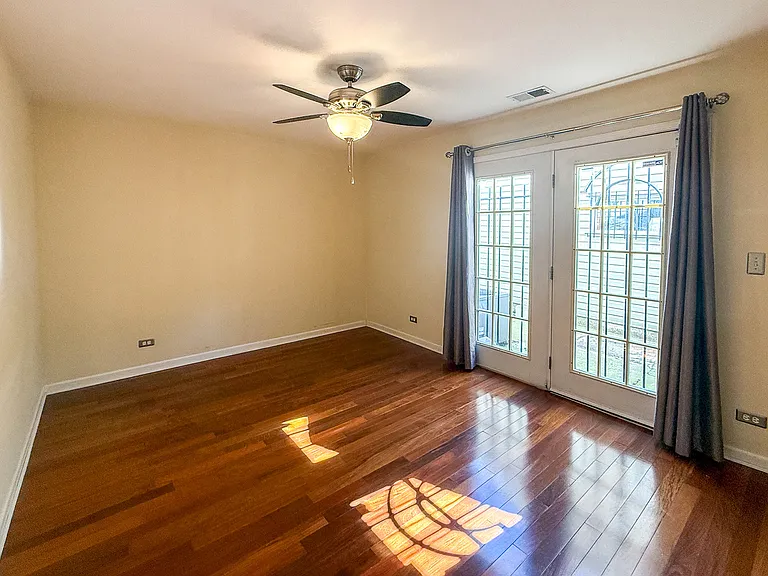 1221 N Honore St #1 — Photo 7