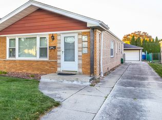 5950 S Natoma Ave, Chicago, IL