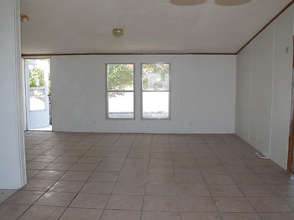 5th image of 2700 Paseo Arbolado SW