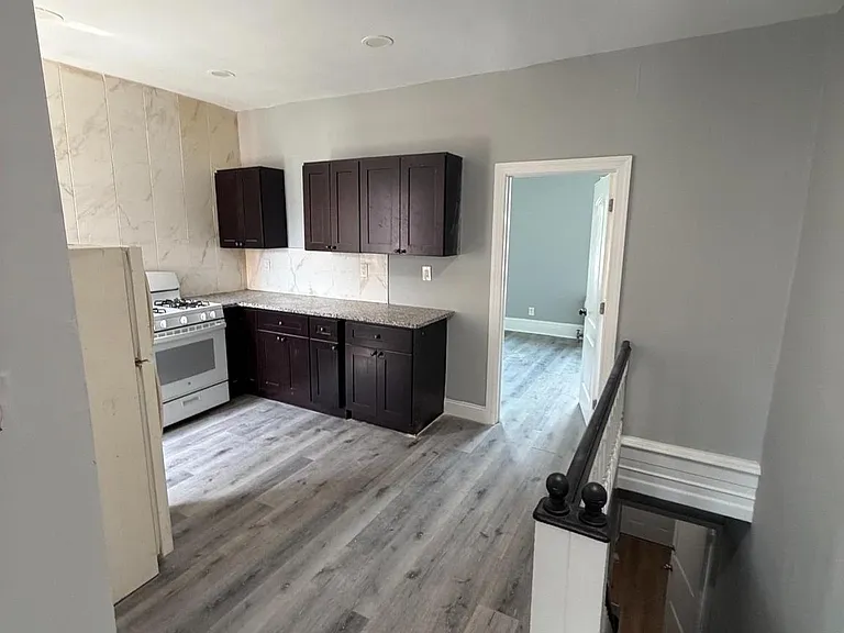 2104 S 65th St — Photo 14