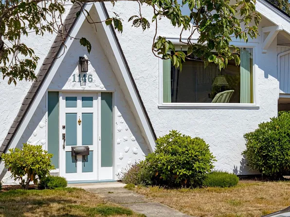1146 Leonard St, Victoria, BC V8V 2S4