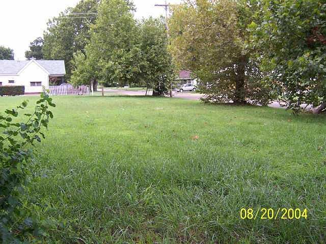 2nd image of SW 32nd & So Shields Lot 1-002-003