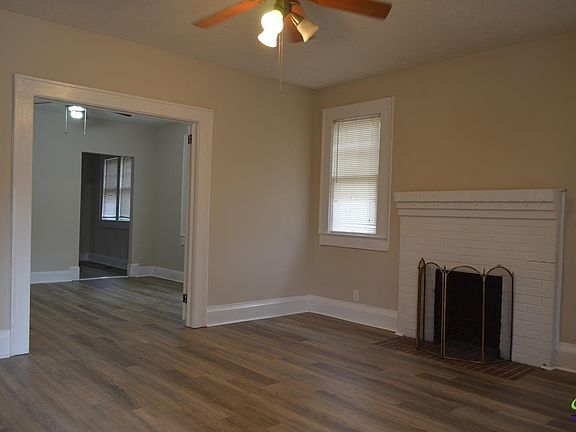 5th image of 1036 Clay Ave