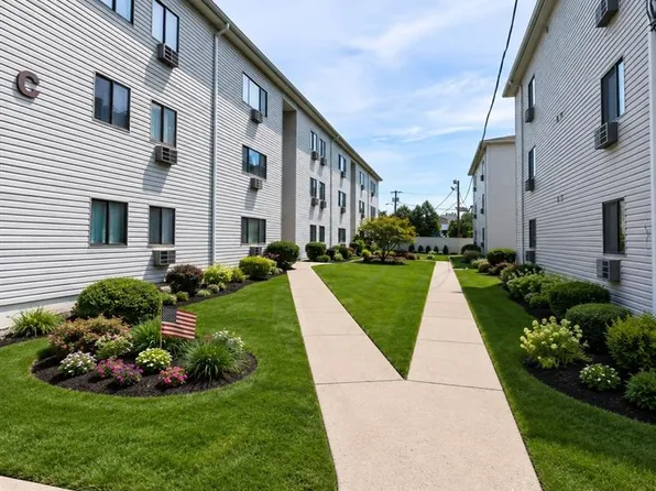 250 Grant Avenue #329, Lyndhurst, NJ 07071