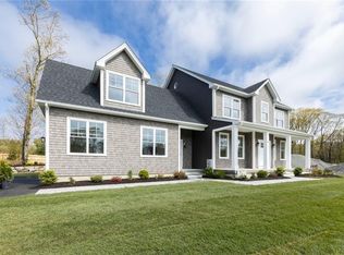 4 Realm Ct, Lincoln, RI 02865