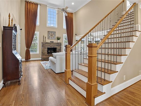 3rd image of 4358 Ashton Oaks Ct