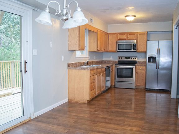 4th image of 110 N Onsville Pl #1