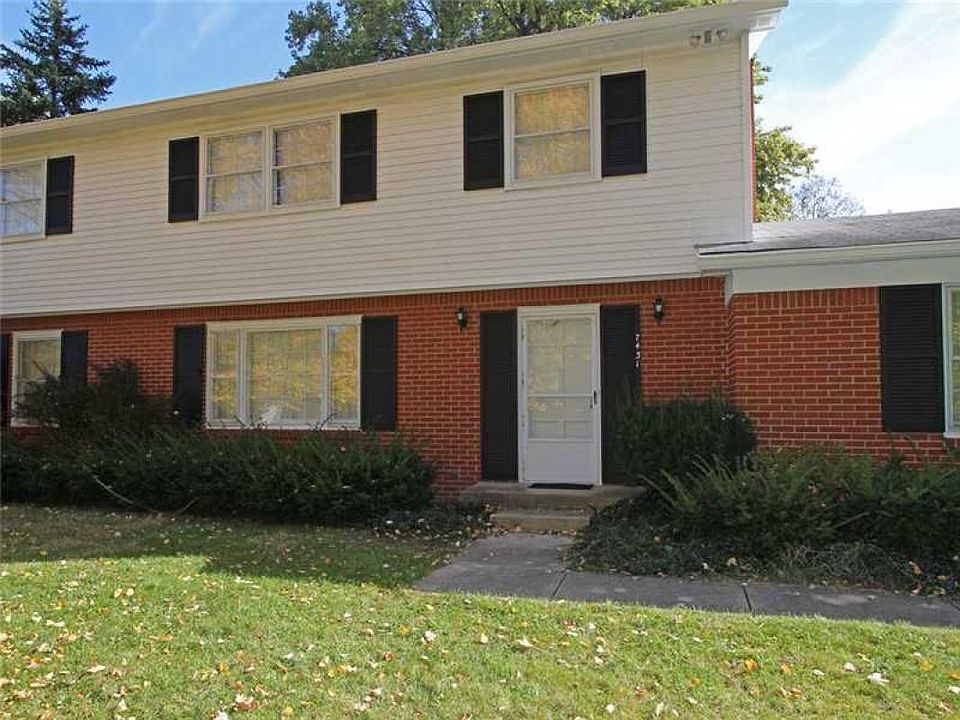 1st image of 7431 Glenview Dr W