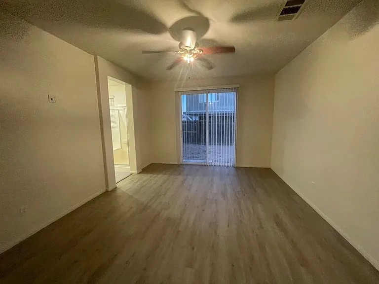 14190 Blackstone St — Photo 46