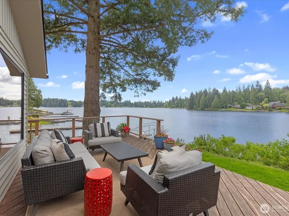 15208 West Lake Goodwin Road, Stanwood, WA 98292