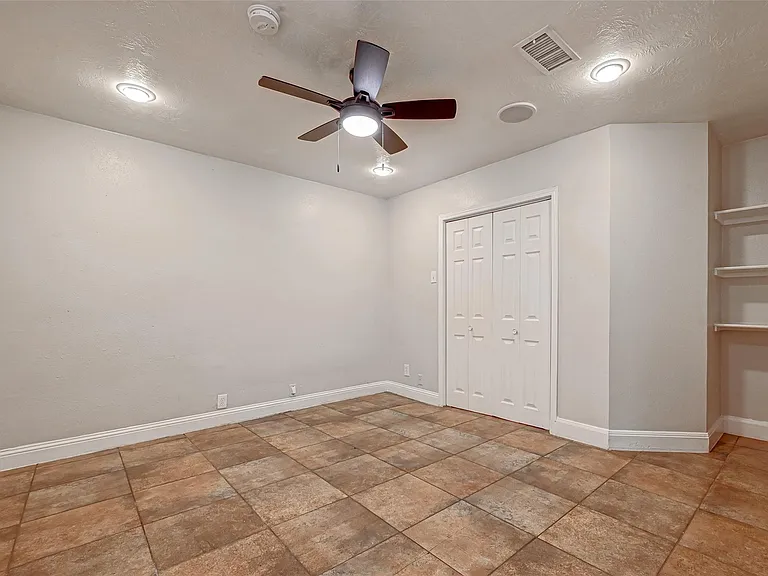817 Eleanor St — Photo 29