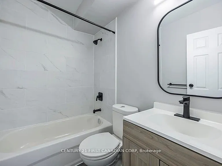 871 Adelaide St N #102 — Photo 6