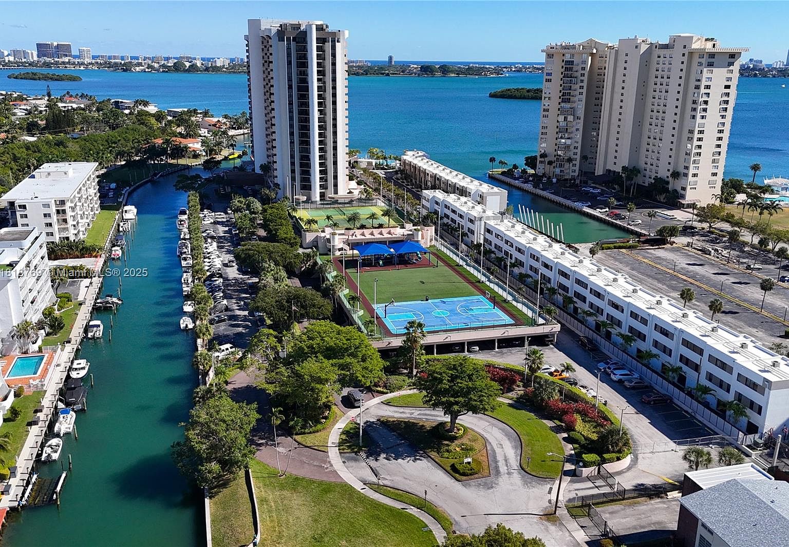 1800 NE 114th St APT 1103, Miami, FL 33181 | MLS #A11818769 | Zillow