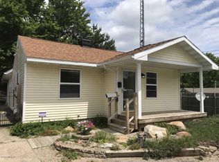 1450 W Duck Lake Rd, Muskegon, MI 49445