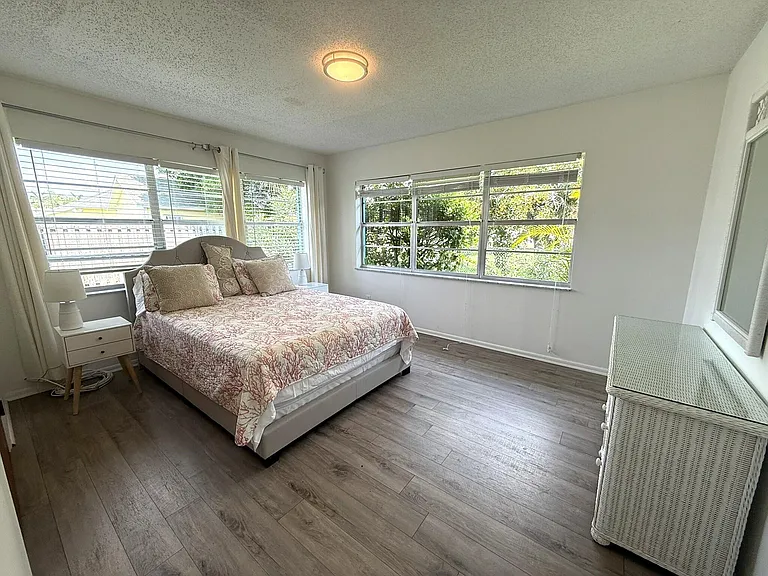 1115 Hernando St #A — Photo 10
