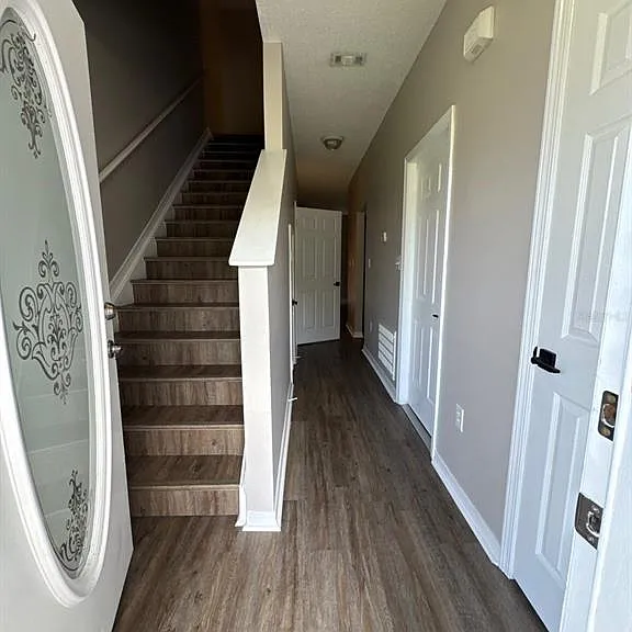 2127 Tom St #2127 — Photo 32