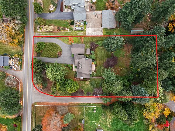 3rd image of 15612 158th Ave NE